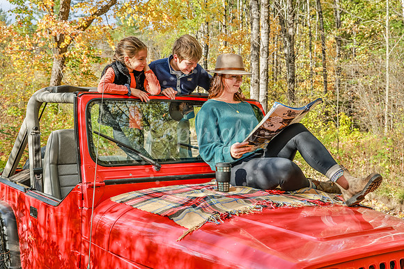 100423 Fall Red Jeep Family MWW  18RAW