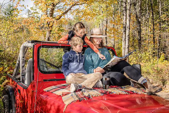 100423 Fall Red Jeep Family MWW  20RAW