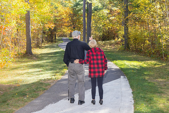 100824 Fall trail walk-9