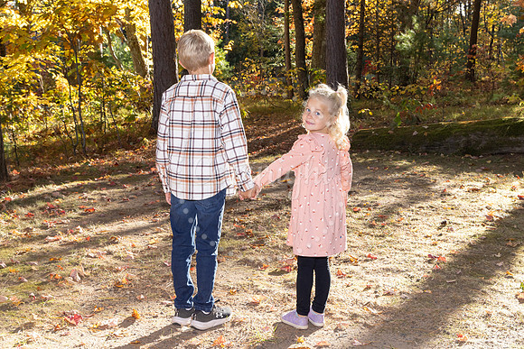 101124 Fall family cookout bike trail Uline-15